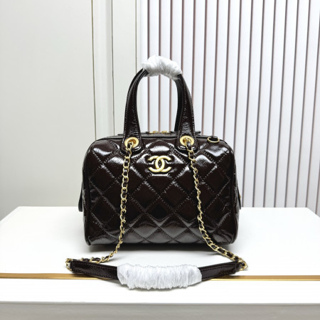 CHANEL 빈티지 퀼팅 보스턴 백