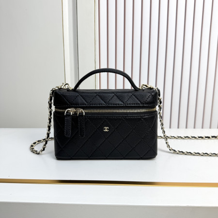 CHANEL 캐비어 스킨 매트라세 미니 백
